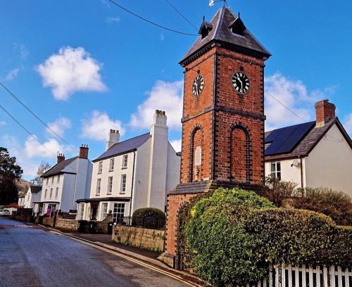 Whitchurch Apartment | Whitchurch Clock Tower Apartment