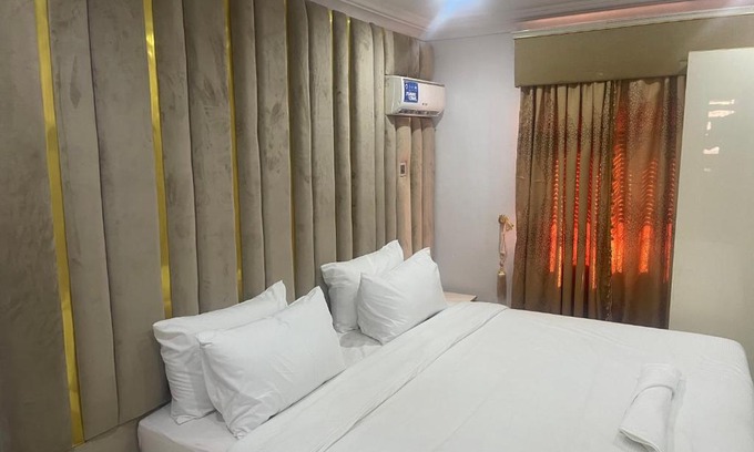 Ikeja Hotel | White Gold Hotel