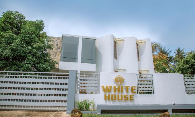 Mirissa House | White House Hotel Mirissa