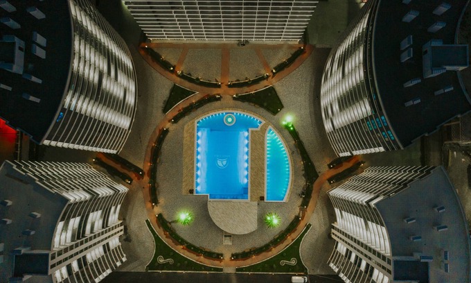 New Boulevard Apartment | White sails residential hotel