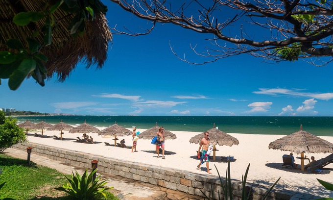 Phu Hai Beach Resort | White Sand Resort