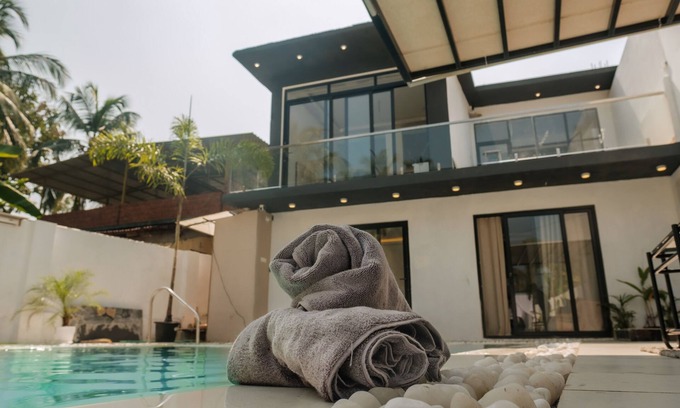 Maina Villa | White Tiger Goa - One bedroom villa with Private Pool & indoor couple Jacuzzi