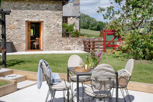 Colyton House | Whitley Farm Cottage
