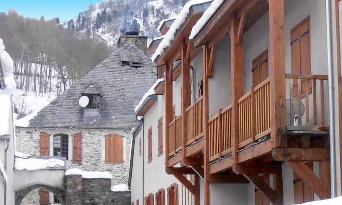 Vignec Apartment | Wifi, 1st floor, balcony, tv, ski locker, 35m², Saint Lary Soulan