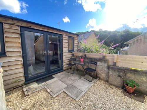Cinderford Apartment | Wild Boar Cabin