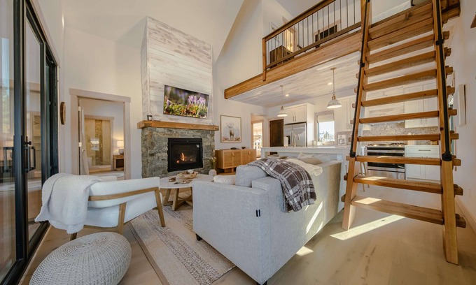 Eureka House | Wilderness Club Nest – Private Hot Tub | Forest View