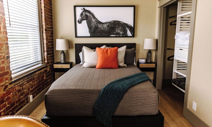 Bardstown Apartment | WILLIAM FORREST SUITE Newly renovated suite!