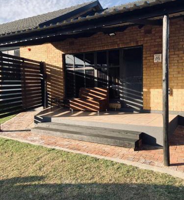 Evander House | Willow Cottage