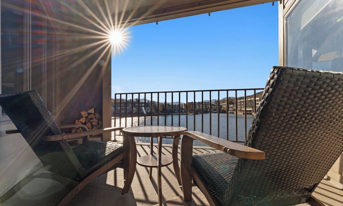 Lakeside Village Apartment | Willows #1713 by Summit County Mountain Retreats