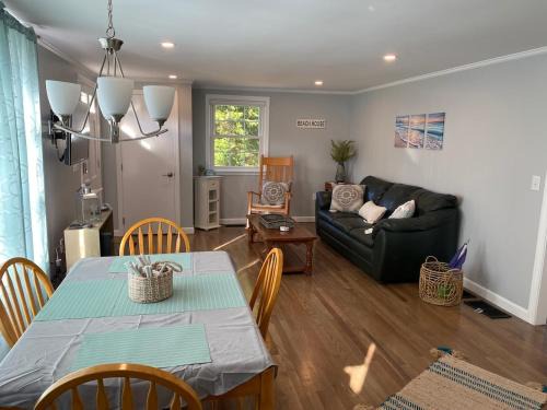 Dennis Port House | Willows Cottage East