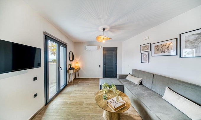 Chios Apartment | Windmill Escape Apartments B