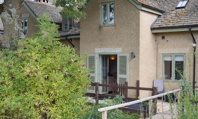 Cirencester House | Winsford