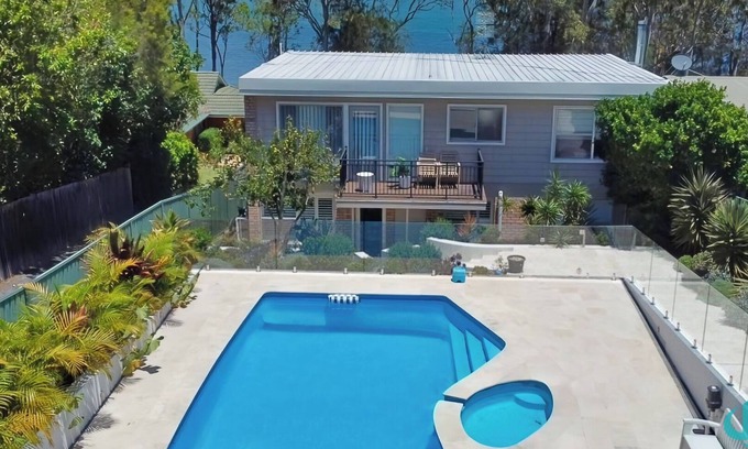 Brightwaters House | WishStay Waterfront Luxury Retreat,- private pool