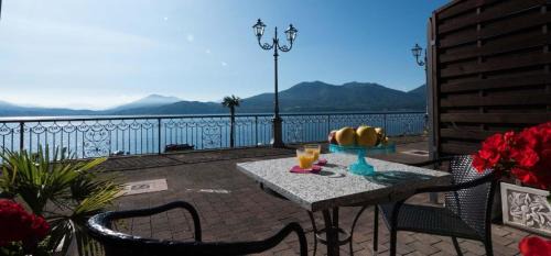 Oggebbio Apartment | Wohnung in Oggebbio mit Terrasse