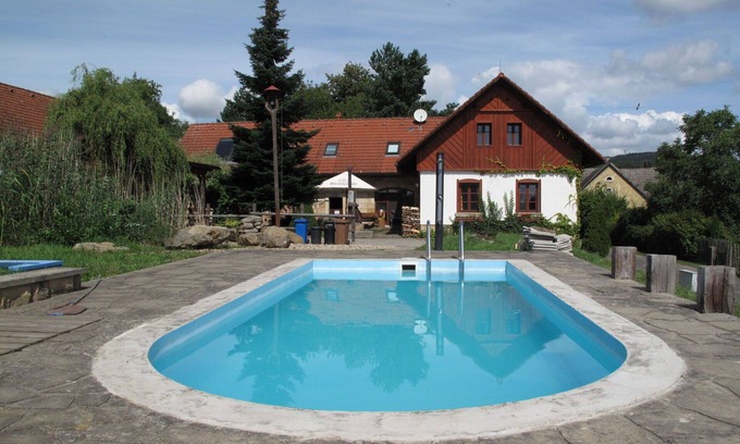 Uhlejov Villa | Wonderful private villa for 22 people with WIFI, private pool, TV, patio and pets allowed