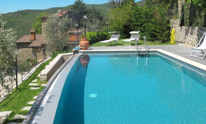 Poggio di Loro House | Wonderful private villa for 6 people with private pool, TV and terrace