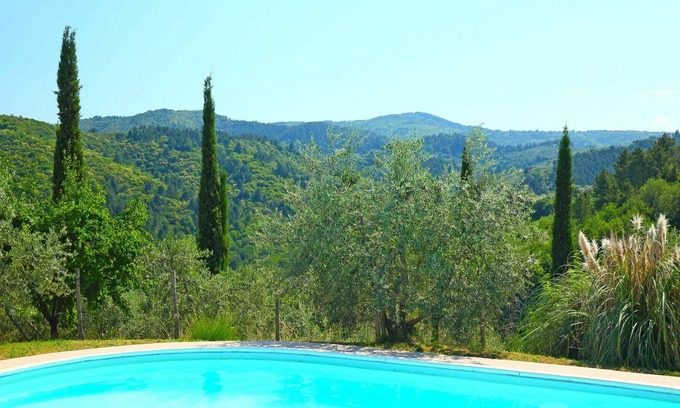 Montevarchi Villa | Wonderful private villa for 6 guests with A/C, WIFI, private pool, TV, patio and parking