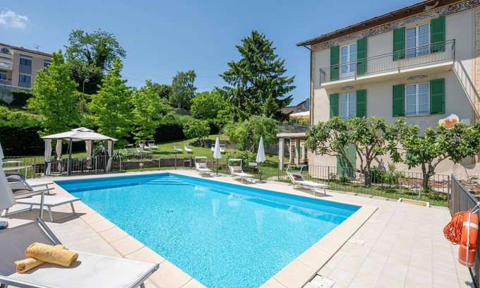 La Morra Villa | Wonderful private villa for 8 people with WIFI, private pool, TV and patio