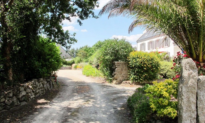 Tregunc Villa | Wonderful private villa for 6 people with WIFI, TV and terrace