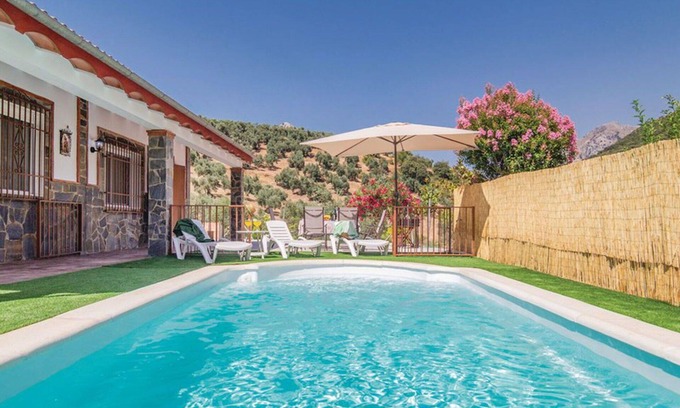 Rute House | Wonderful private villa for 6 people with A/C, WIFI, private pool, TV, patio and pets allowed