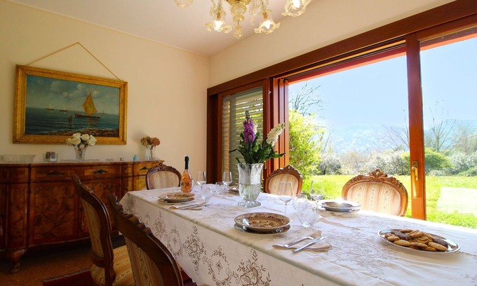 Monfumo Villa | Wonderful villa for 4 people with hot tub, pool, WIFI, TV, patio and pets allowed