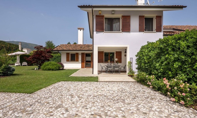 Sequals House | Wonderful villa for 7 people with A/C, WIFI, TV and terrace