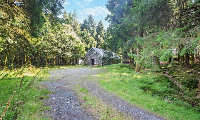 Dolgellau House | Woodlands Paradise - One Bedroom House, Sleeps 2