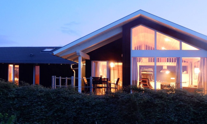 Zierow House | Wooden holiday home "Feldrain" on the Baltic Sea - Sauna - 500m to the Baltic Sea beach - Wlan
