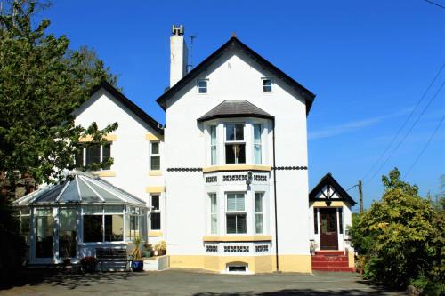 Tyn-y-Gongl House | Woodlands