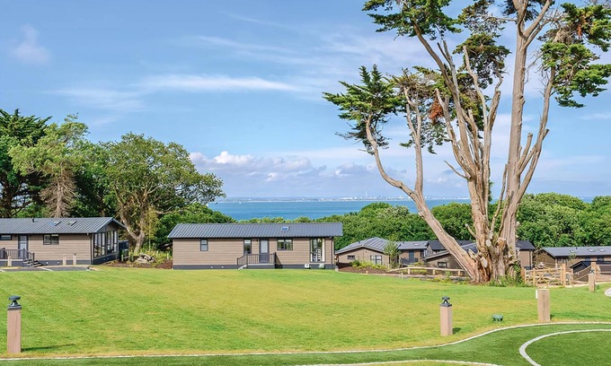 Ryde Cottage | Woodside Bay Treehouse