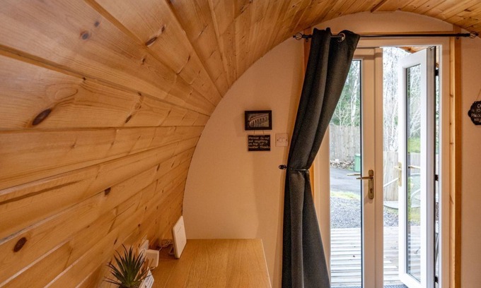 Corpach Ski Chalet | Woodside Pod - a garden pod that sleeps 2 guests in 1 bedroom