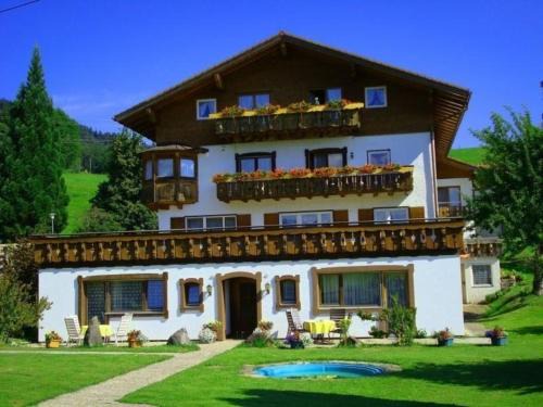 Ofterschwang Apartment | Wunderschöne Wohnung in Sigiswang mit Terrasse