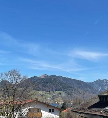 Bad Wiessee Apartment | Wunderschönes 4 Zimmer Apartment mit Seeblick