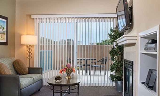 Townsite Resort | Wyndham Grand Desert, 2 Bedroom Condo, Free parking and WiFi
