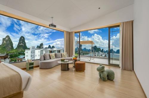 Ten Mile Gallery Hotel | Yangshuo Pony Family Hotel - Tonglu