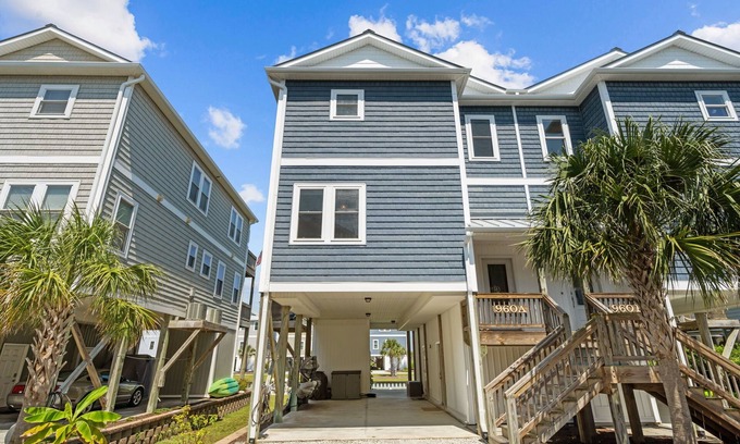 Topsail Beach House | You're in Heaven #198 - Boat Dock, Pool, Hot Tub, Dog Friendly, Sleeps 8!