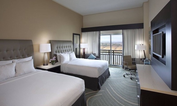 Lakeway Hotel | Your Home Away from Home! Onsite Parking, Pets Allowed, Pool!