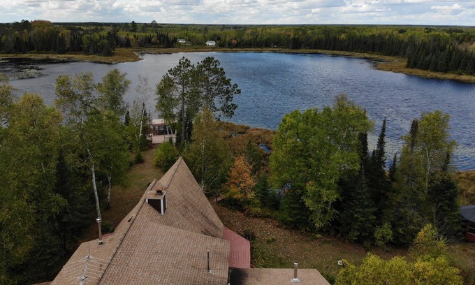 Cotton House | Your own private 50 acre Wilderness Retreat on Golden Pond! Free night!