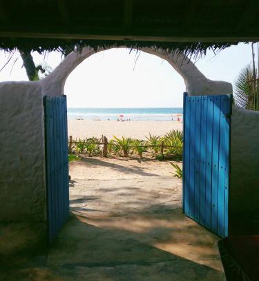 Tofo Apartment | Zanzi Guest house