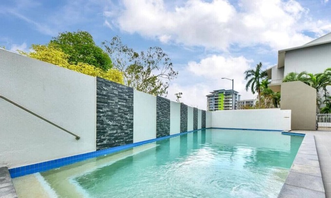 Darwin City Centre Apartment | ZEN IMPERIAL - 4BR Penthouse with Pool