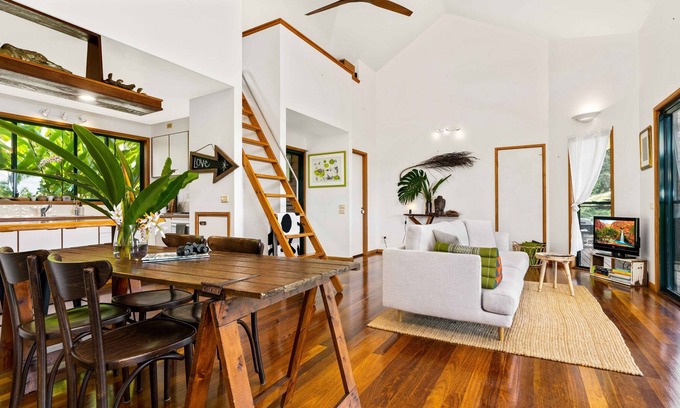 Myocum Cottage | Zen- Lush retreat close to Byron with views