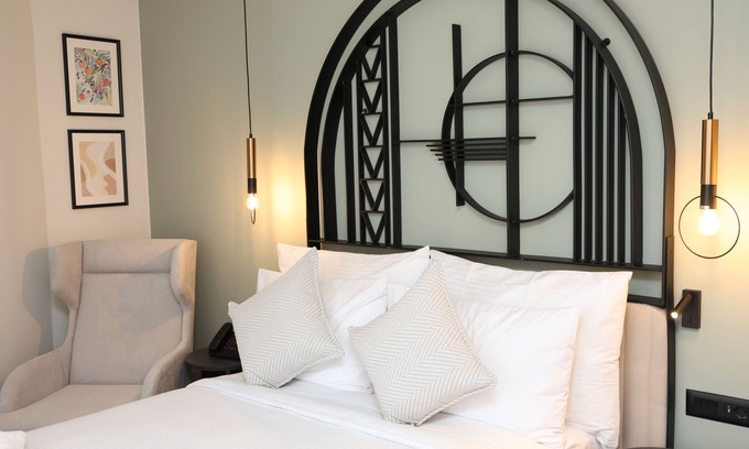 Bucharest City-Centre Hotel | Zeus Essence Bucharest Opera