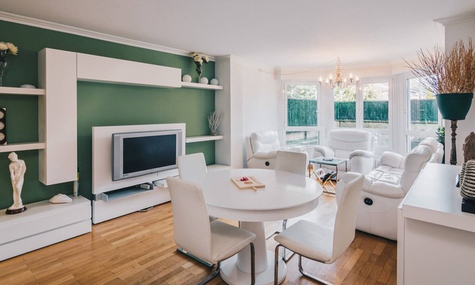 Antiguo Apartment | ZUBIMUSU by People Rentals