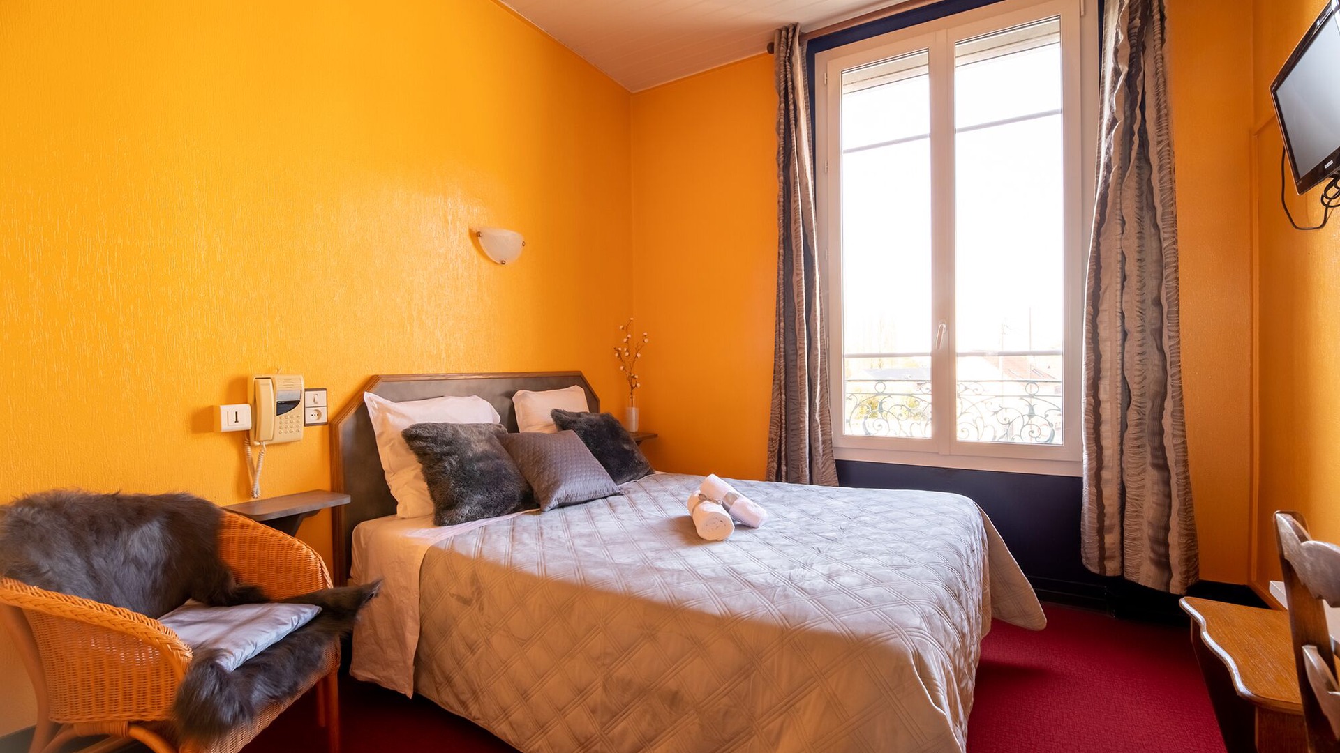Photo of Bedroom in Montdidier
