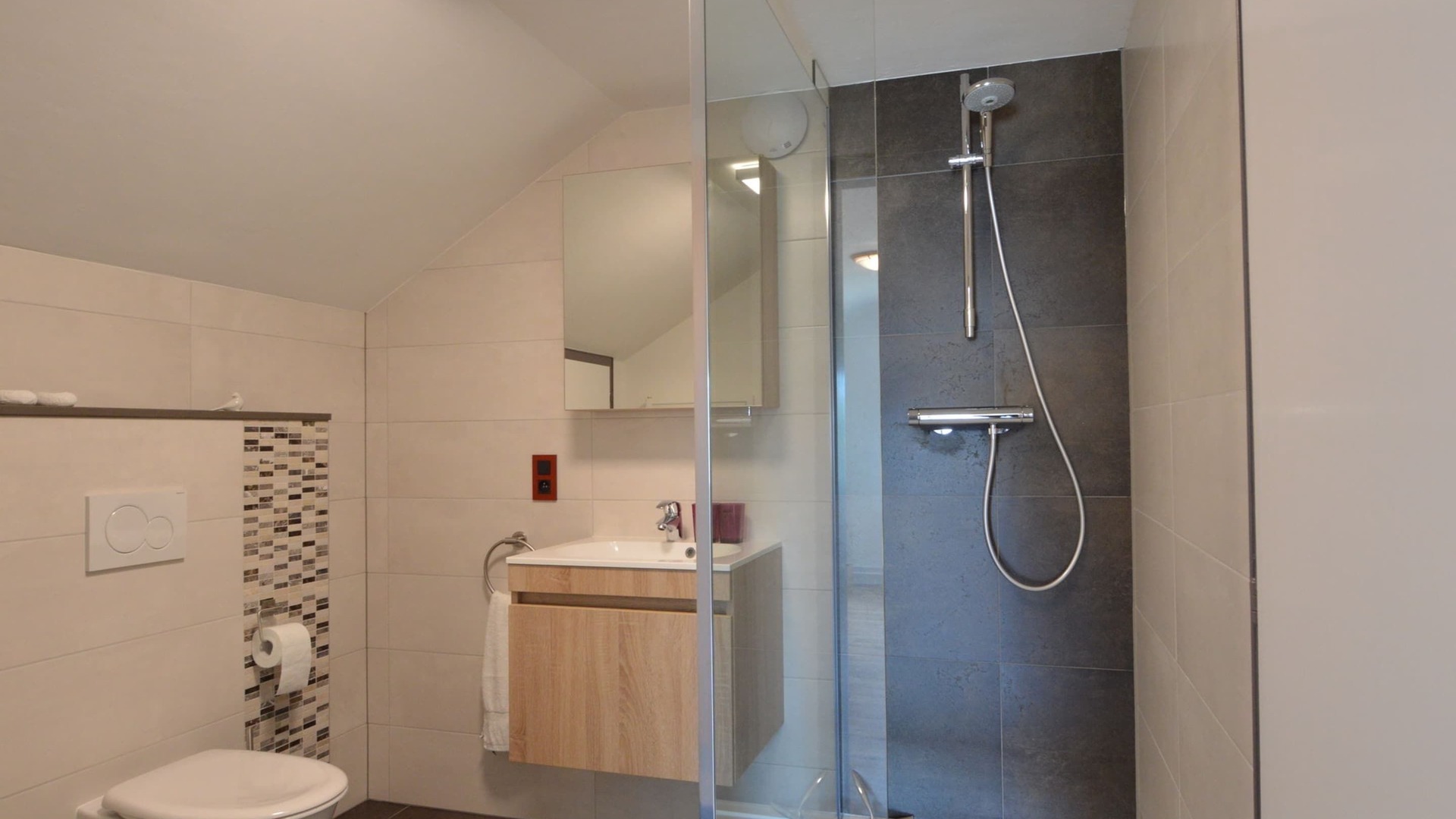 Photo of Bathroom in Weywertz