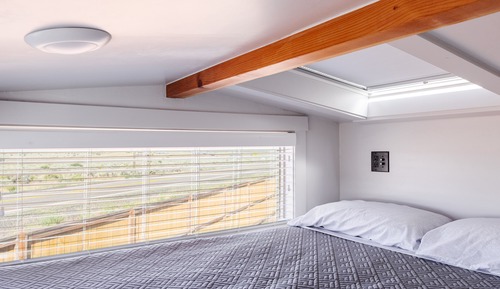 Business Cabin