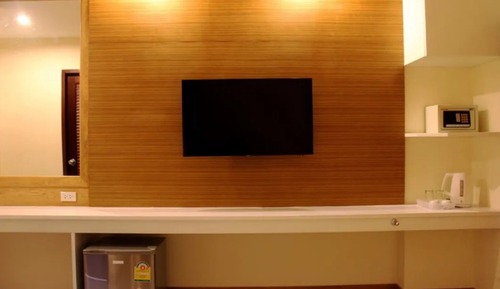 Standard Room, 1 King Bed