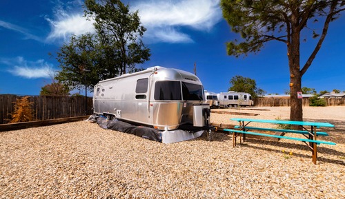Airstream 25'