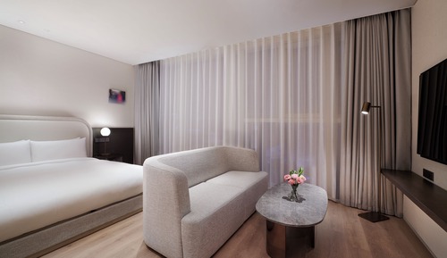 Superior Room, 1 King Bed, Facilities for Disabled Guests, No View (Located on the 3rd - 5th Floor)