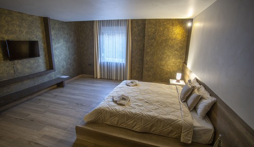Basic Double Room